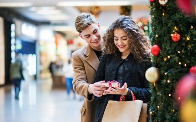 The Top 5 Biggest Challenges of Dating During the Holidays